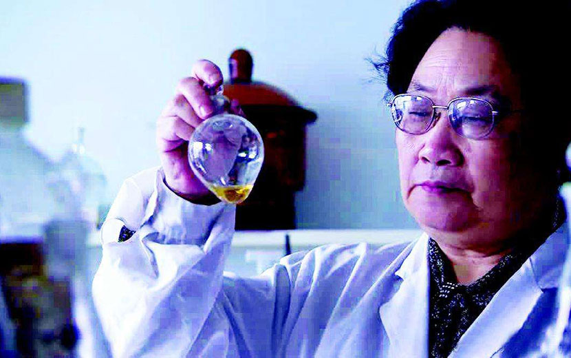 屠呦呦                  中醫藥科技創新的優秀代表