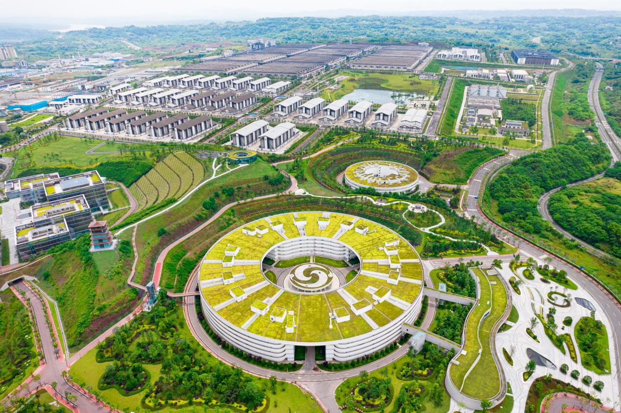 泸州老窖黄舣酿酒生态园。受访方供图