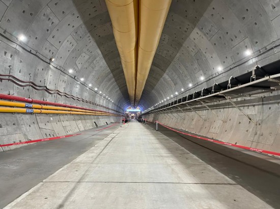 成渝中線高鐵蜀安隧道建設現場。（受訪單位供圖）