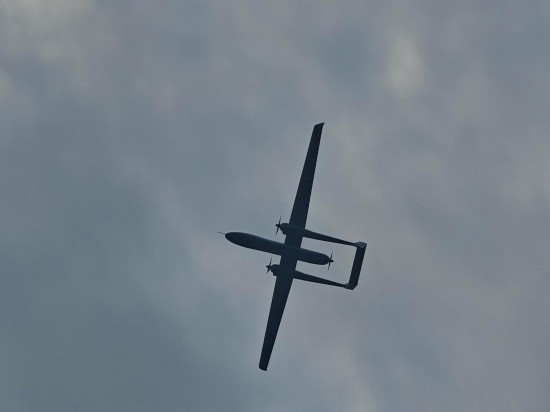 5月18日，人工影響天氣專用型“雙尾蠍A”無人機系統在飛行中。新華社記者 謝佼 攝