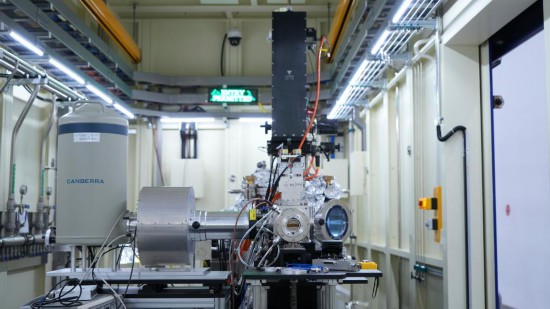 高能同步辐射光源通用环境谱学线站（2025年3月5日摄）。新华社发（袁广摄）