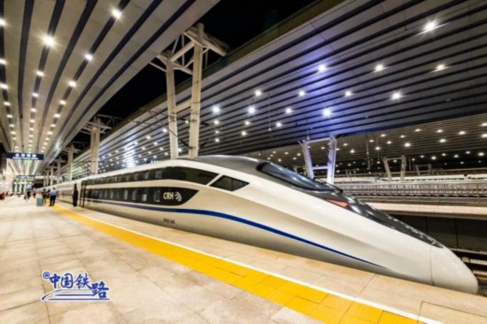 將在國慶中秋假期加開的D901/902次列車。圖片來源:中國鐵路微信公眾號