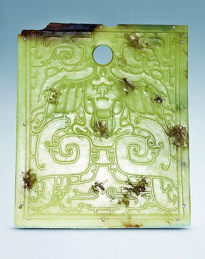 鷹紋玉鉞（正面） 國家文物局供圖