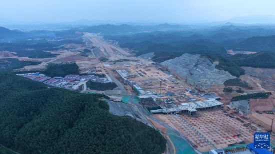 3月24日拍摄的广州新机场所在地（无人机照片）。新华社记者 卢汉欣 摄